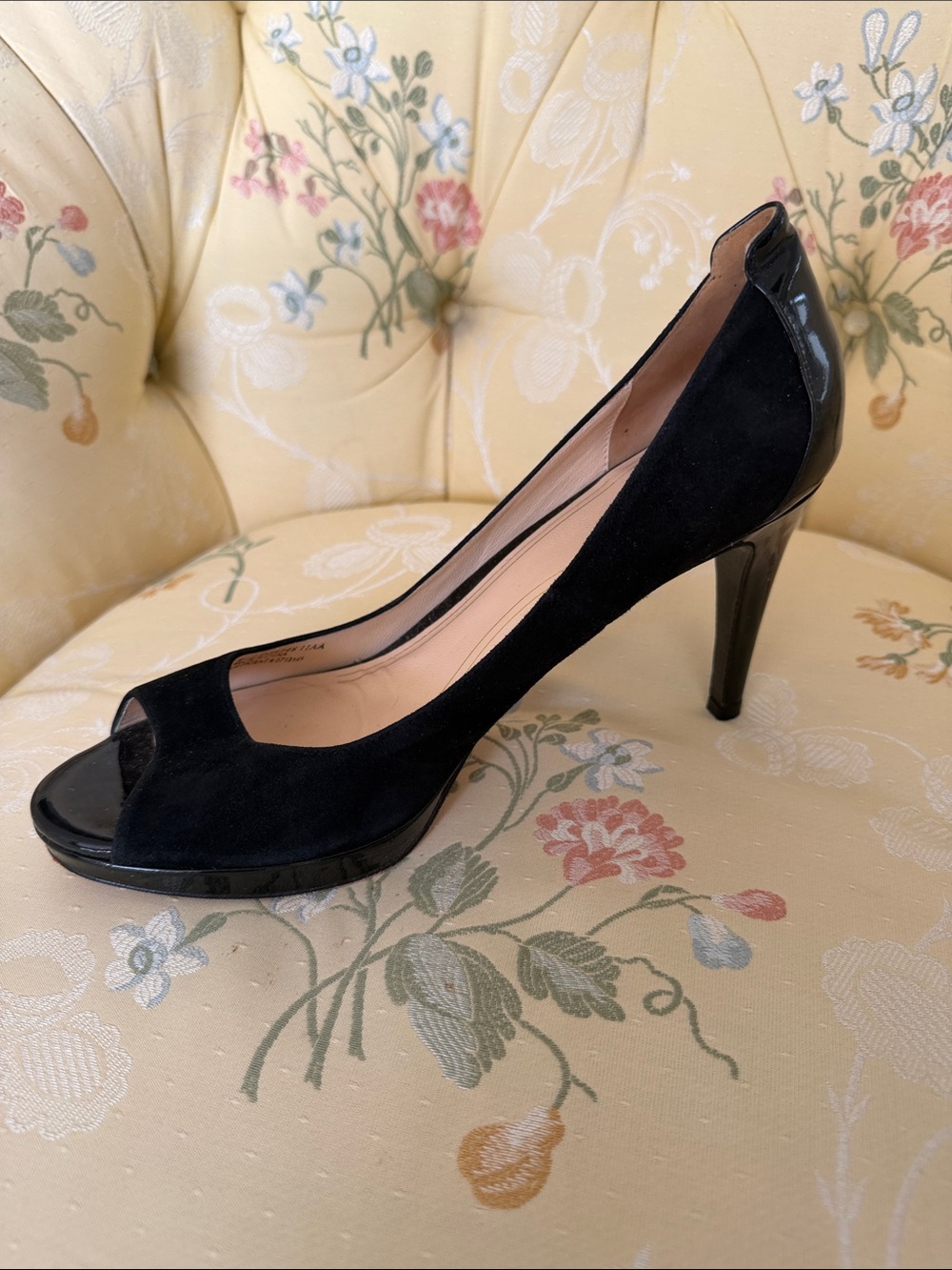 Cole Haan stunning spiked pumps